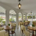 Solar Beach Hotel